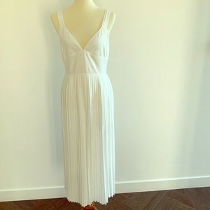 NWT Vince pleated jumpsuit